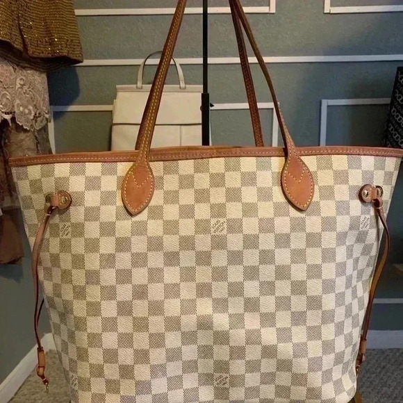 Louis Vuitton Damier Azur Rose Ballerine Neverfull MM Tote Bag - Picture 5 of 16